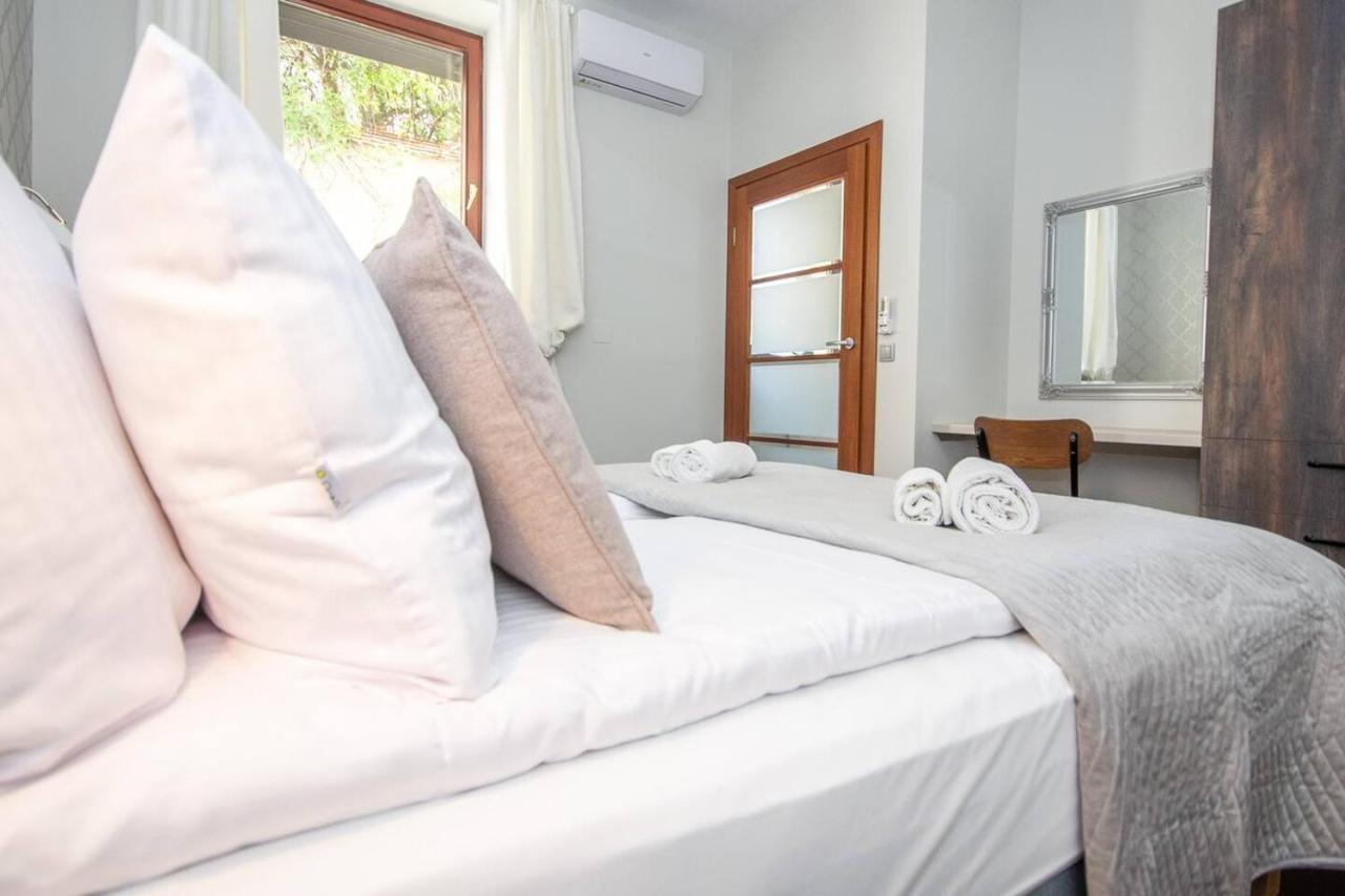 קרקוב Inpoint 2-Bedrooms Apartment With Private Garden And Free Parking מראה חיצוני תמונה